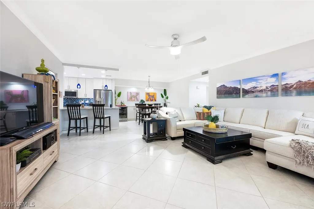 5818 Glencove Drive Naples FL 34108