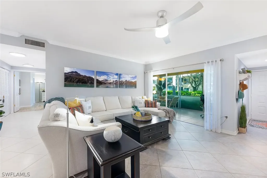 5818 Glencove Drive Naples FL 34108