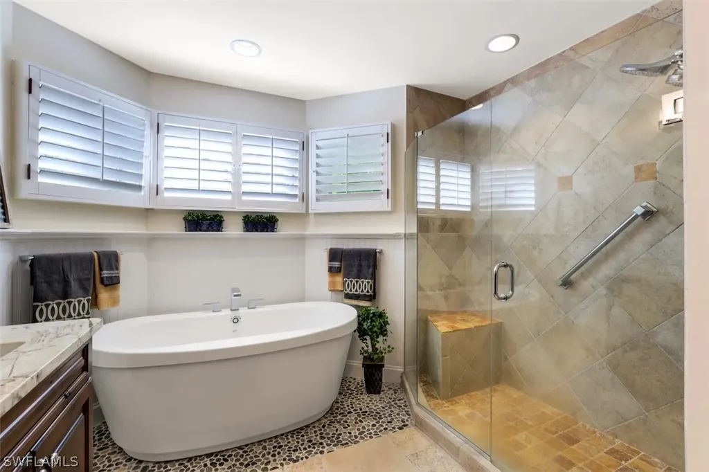 6647 Trident Way Naples FL 34108