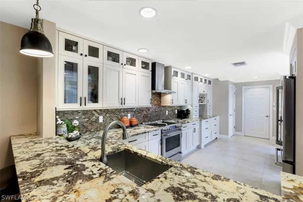6647 Trident Way Naples FL 34108