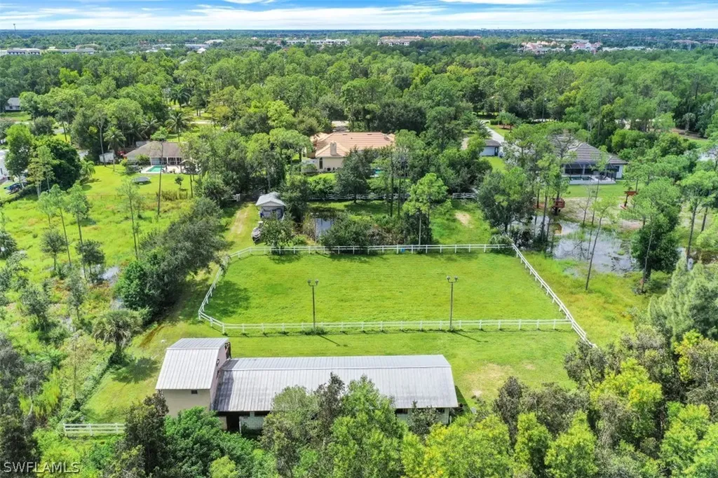 6881 Bottlebrush Lane Naples FL 34109
