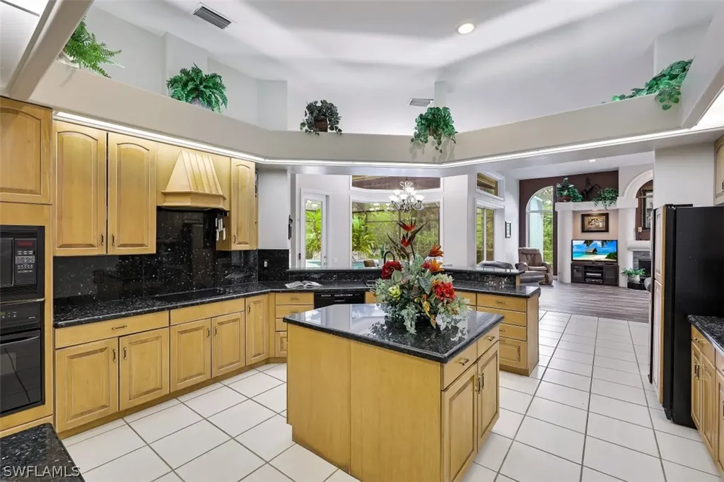 6881 Bottlebrush Lane Naples FL 34109