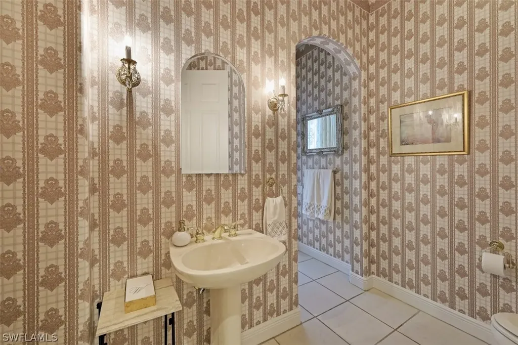 6881 Bottlebrush Lane Naples FL 34109