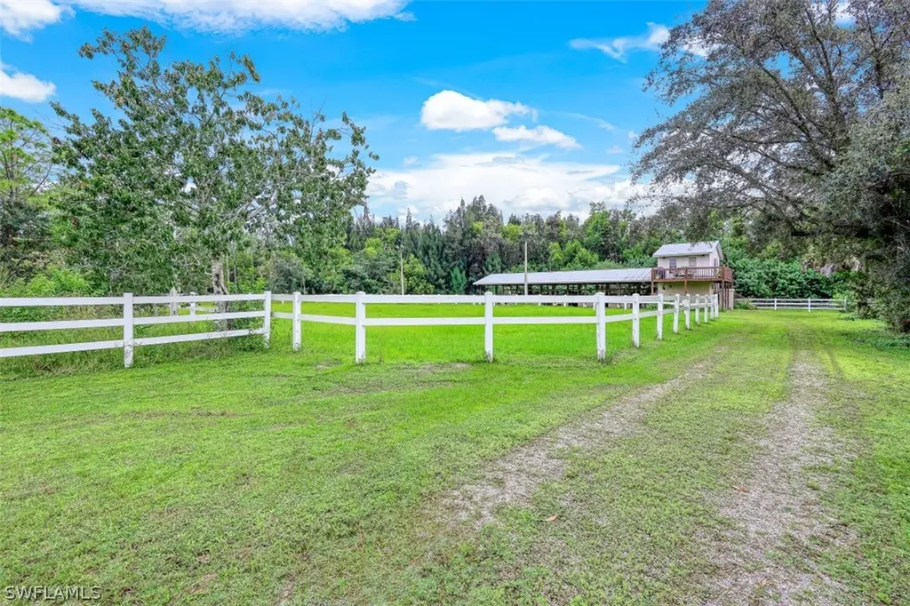 6881 Bottlebrush Lane Naples FL 34109