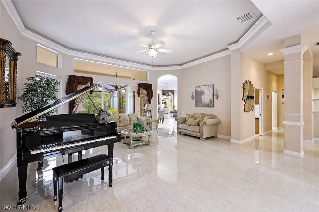 6881 Bottlebrush Lane Naples FL 34109