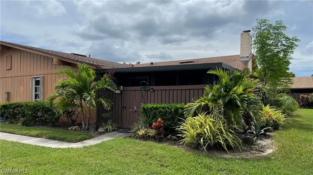 6333 Royal Woods Drive Fort Myers FL 33908