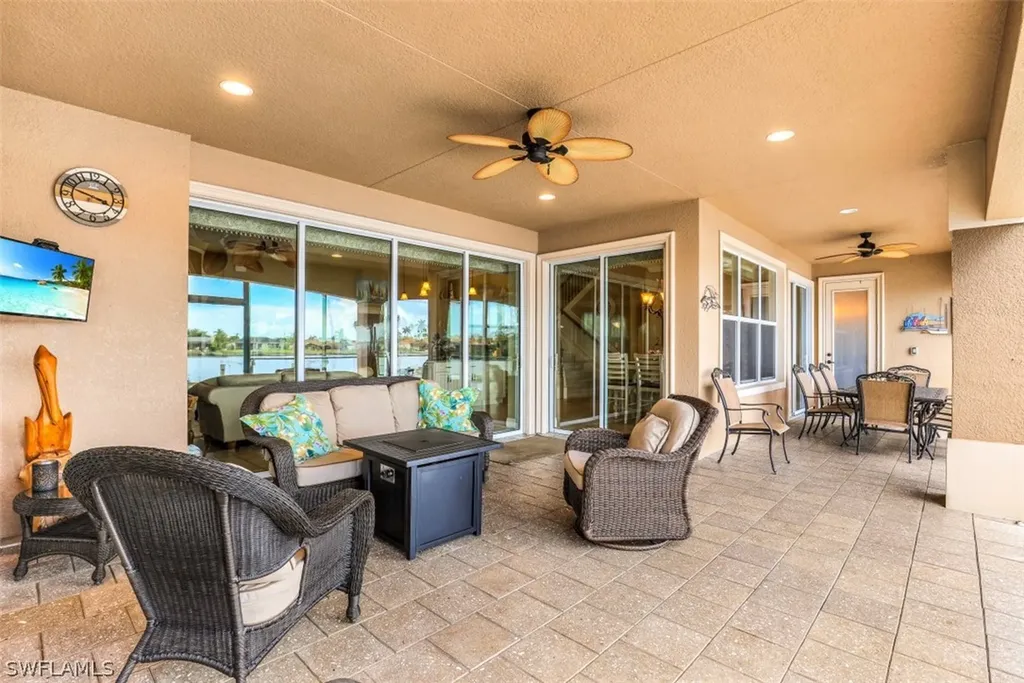 2006 Four Mile Cove Parkway Cape Coral FL 33990