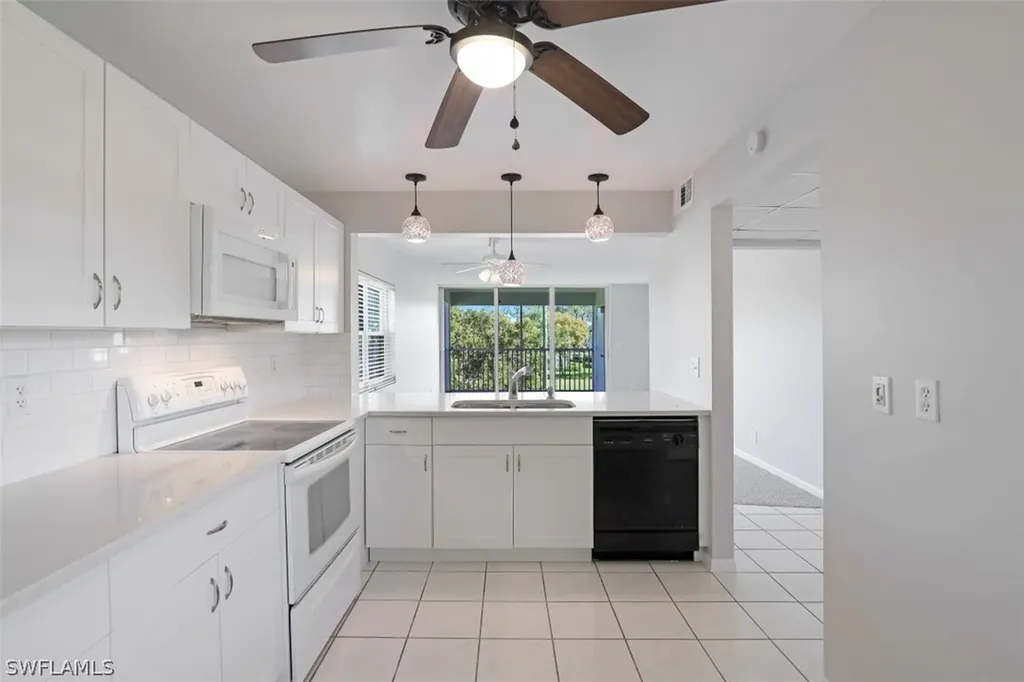 1085 Forest Lakes Drive Naples FL 34105