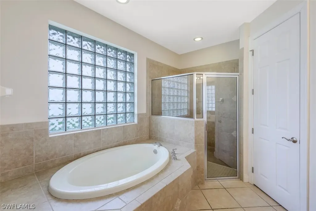 12795 Aviano Drive Naples FL 34105
