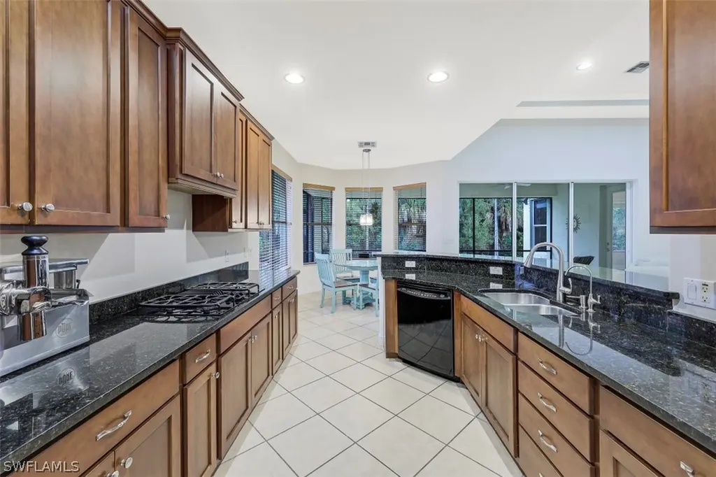 12795 Aviano Drive Naples FL 34105