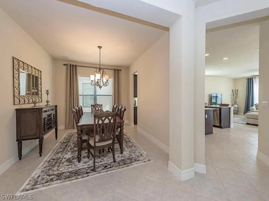 13905 Luna Drive Naples FL 34109