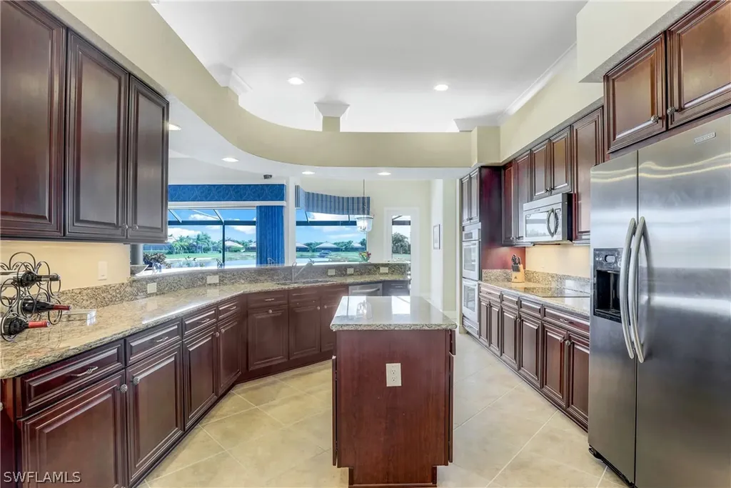 9386 Copper Canyon Court Naples FL 34120