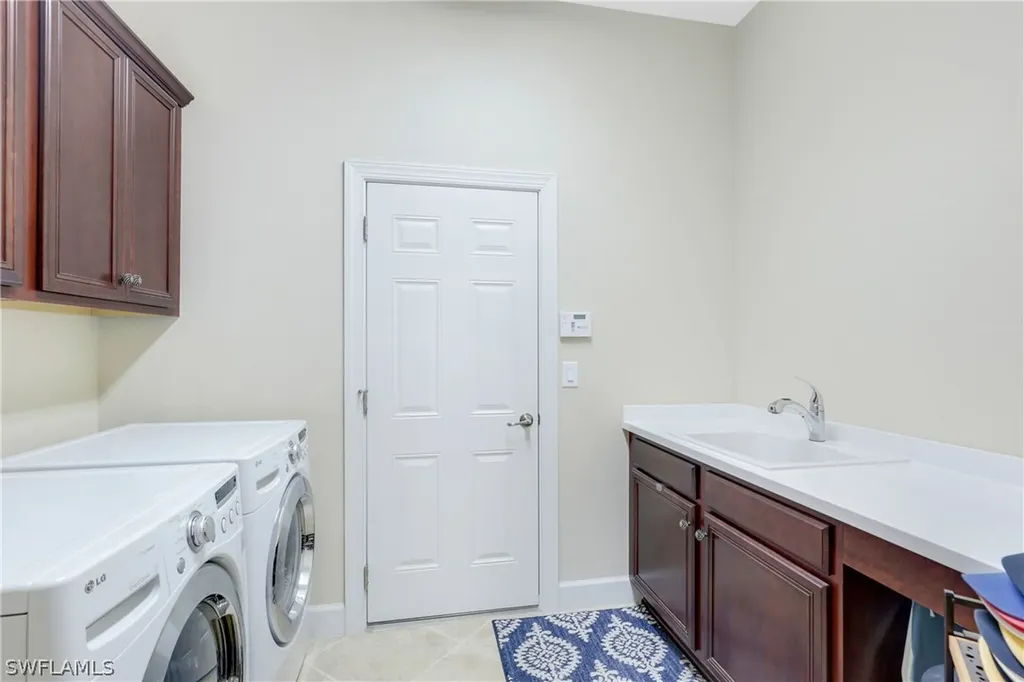 9386 Copper Canyon Court Naples FL 34120