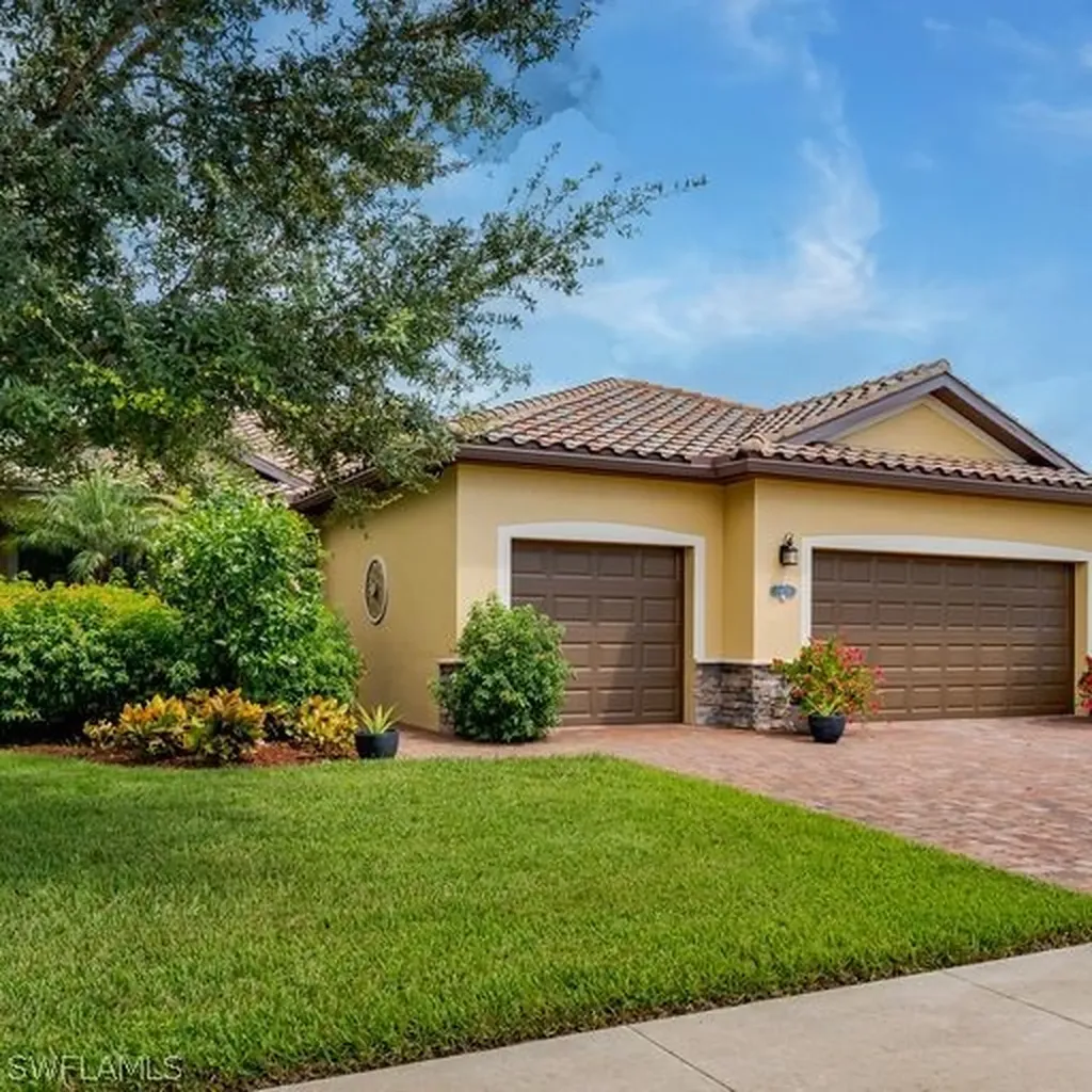 3912 Sapphire Way Naples FL 34114