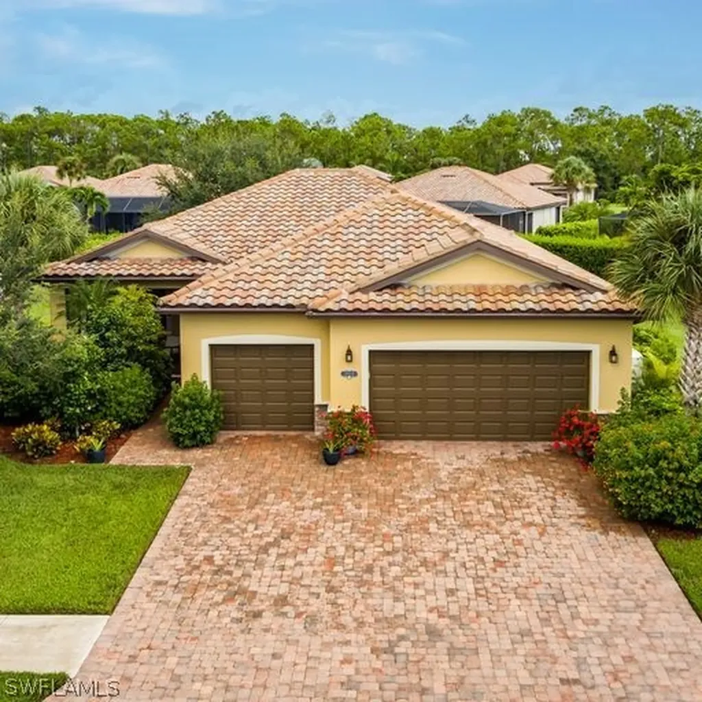 3912 Sapphire Way Naples FL 34114