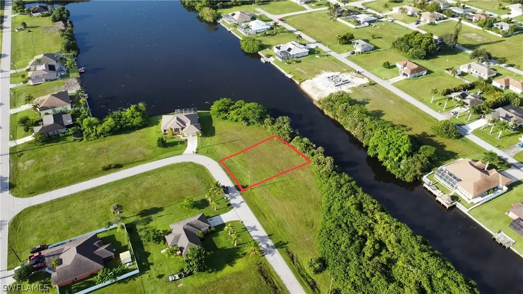 1906 NE 23rd Place Cape Coral FL 33909