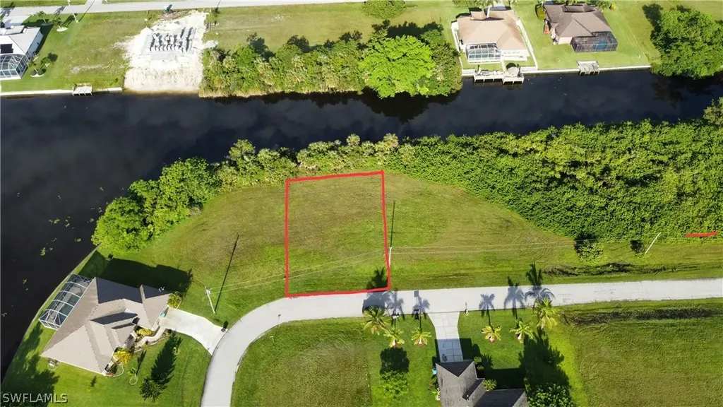 1906 NE 23rd Place Cape Coral FL 33909