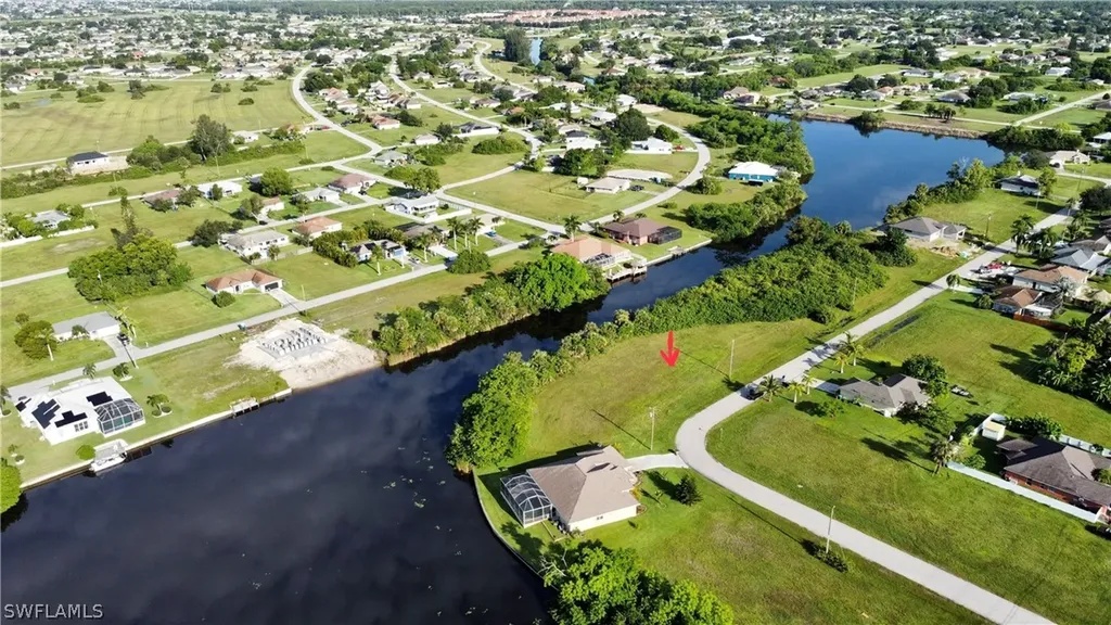 1906 NE 23rd Place Cape Coral FL 33909