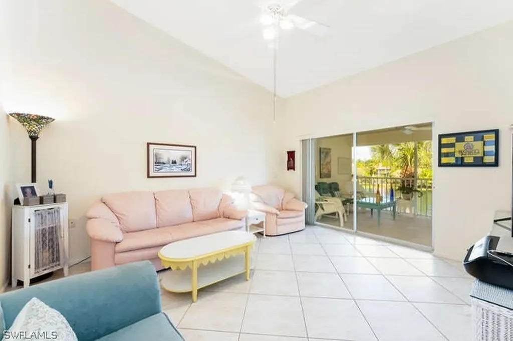 6830 Beach Resort Drive Naples FL 34114