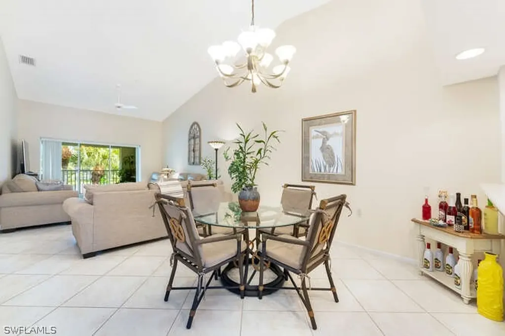 6830 Beach Resort Drive Naples FL 34114