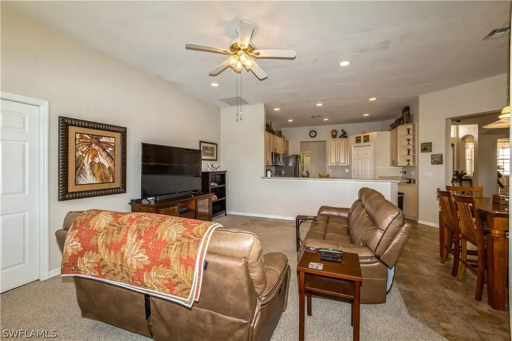 1075 Port Orange Way Naples FL 34120