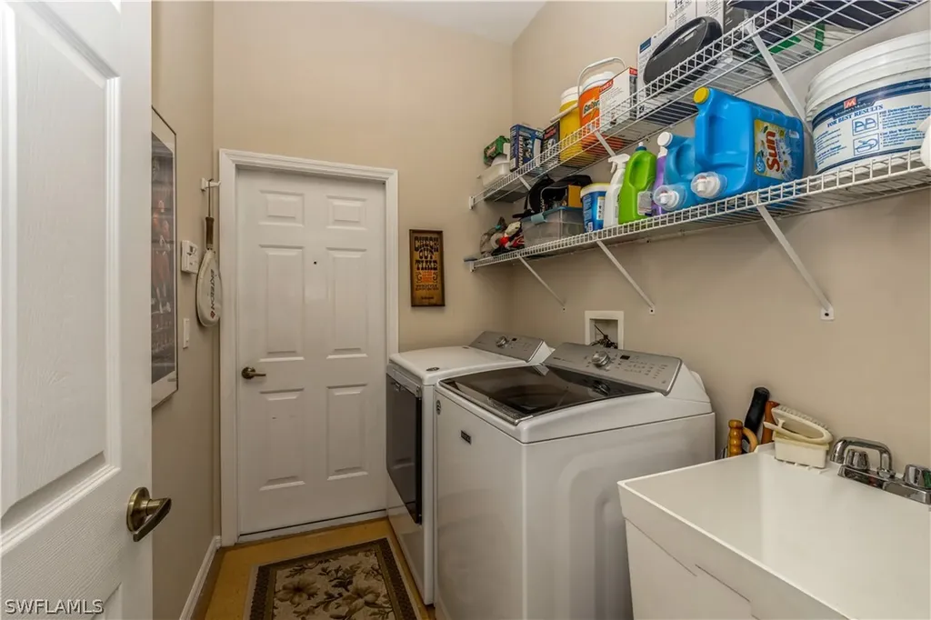 1075 Port Orange Way Naples FL 34120