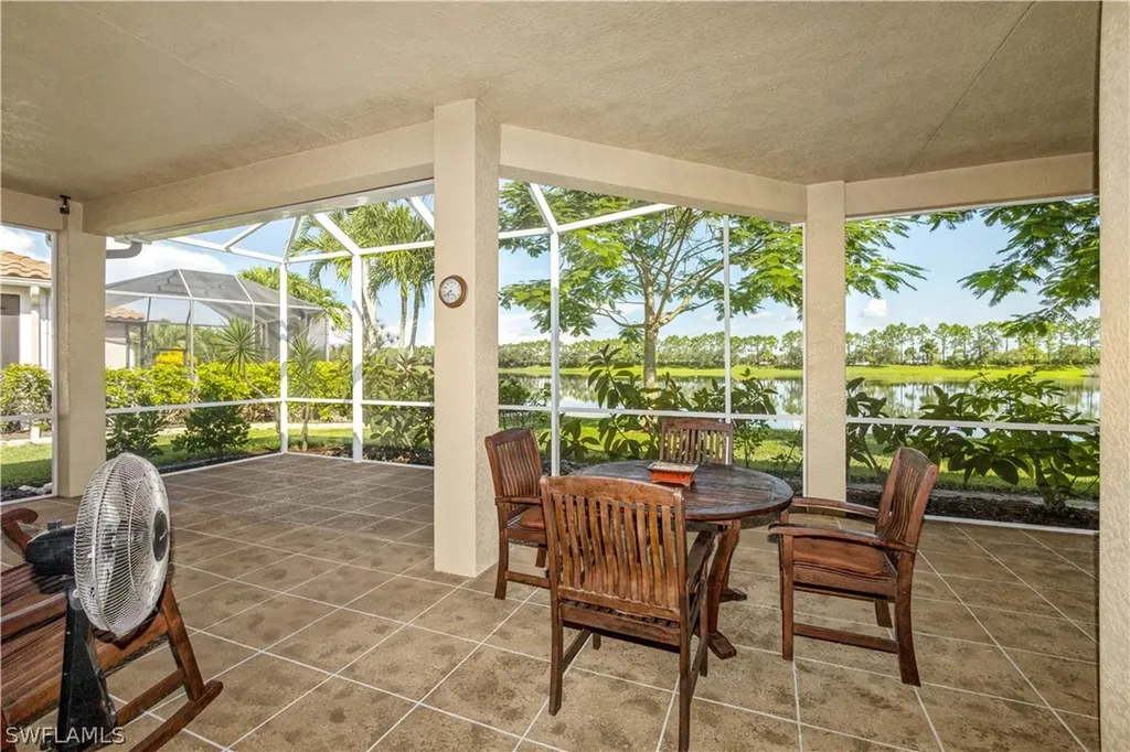 1075 Port Orange Way Naples FL 34120