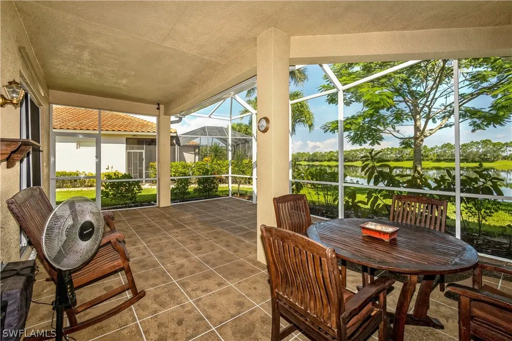 1075 Port Orange Way Naples FL 34120