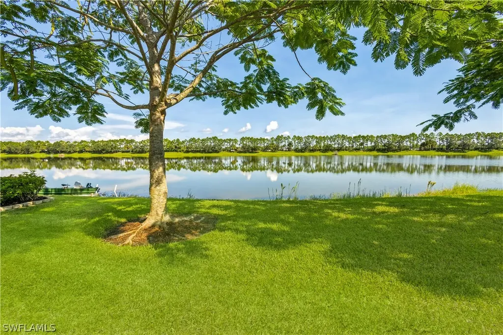 1075 Port Orange Way Naples FL 34120