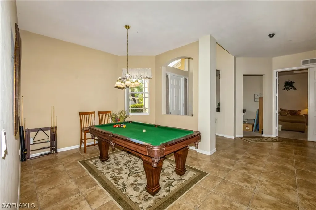 1075 Port Orange Way Naples FL 34120