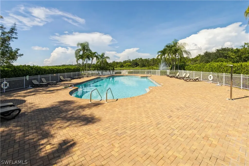 1075 Port Orange Way Naples FL 34120