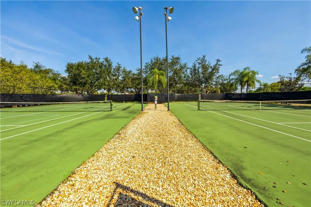 1075 Port Orange Way Naples FL 34120