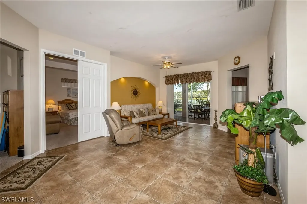 1075 Port Orange Way Naples FL 34120