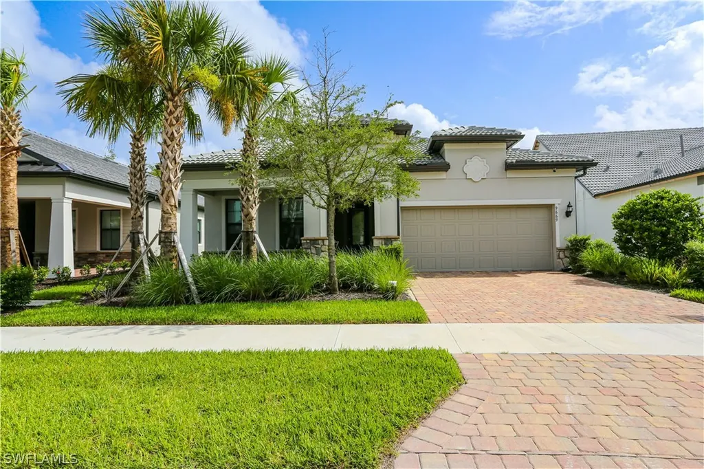9669 Everglades Drive Naples FL 34120