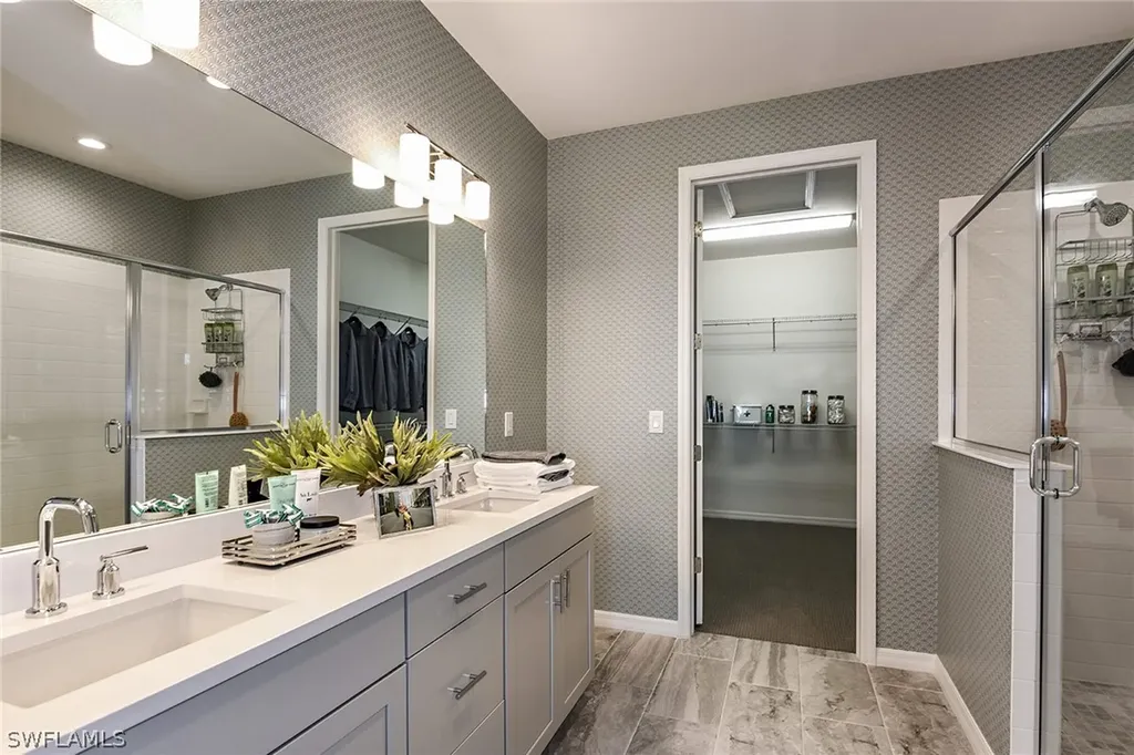 2615 Seychelles Circle Naples FL 34112