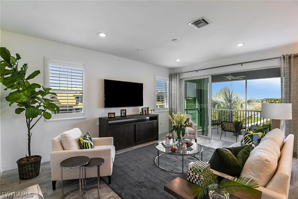 2615 Seychelles Circle Naples FL 34112