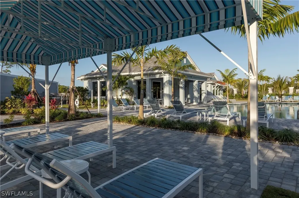 2615 Seychelles Circle Naples FL 34112