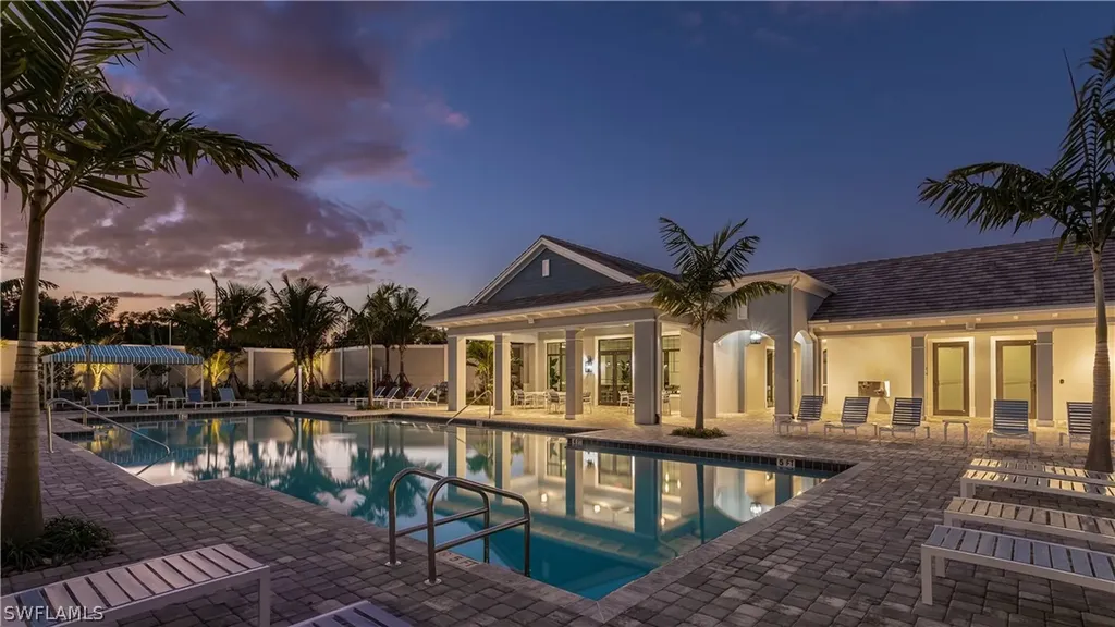 2615 Seychelles Circle Naples FL 34112
