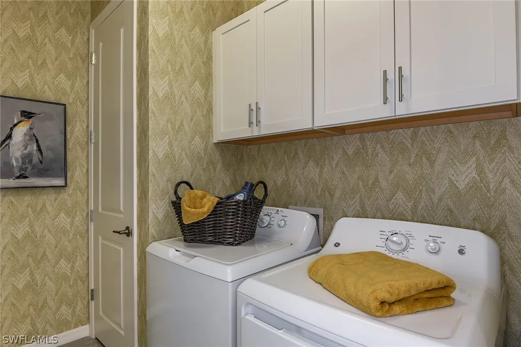 2615 Seychelles Circle Naples FL 34112