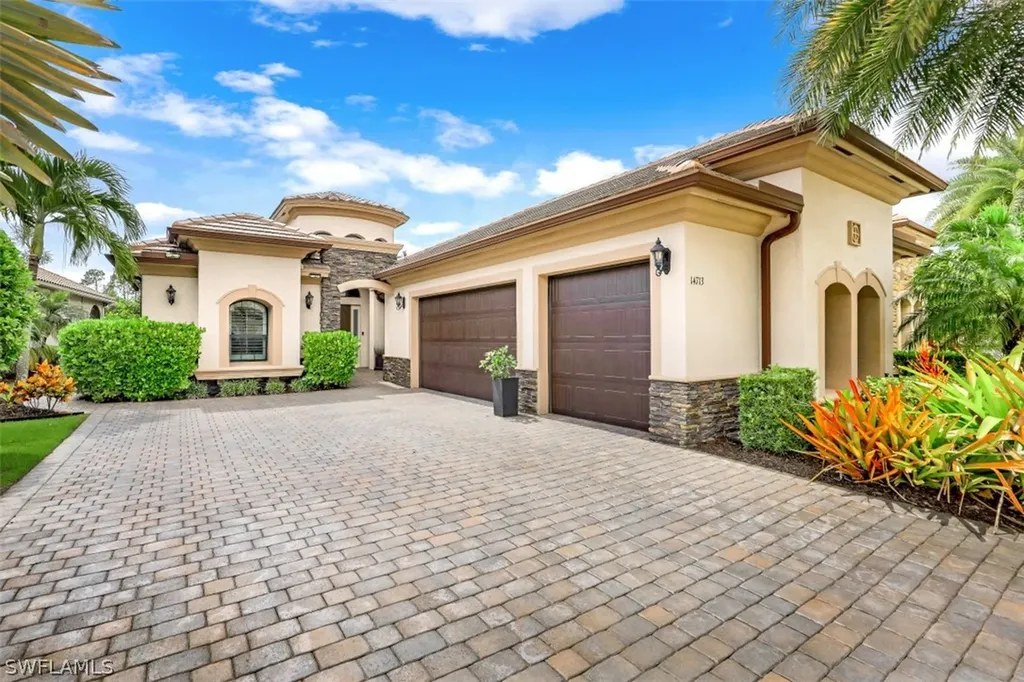 14713 Reserve Lane Naples FL 34109