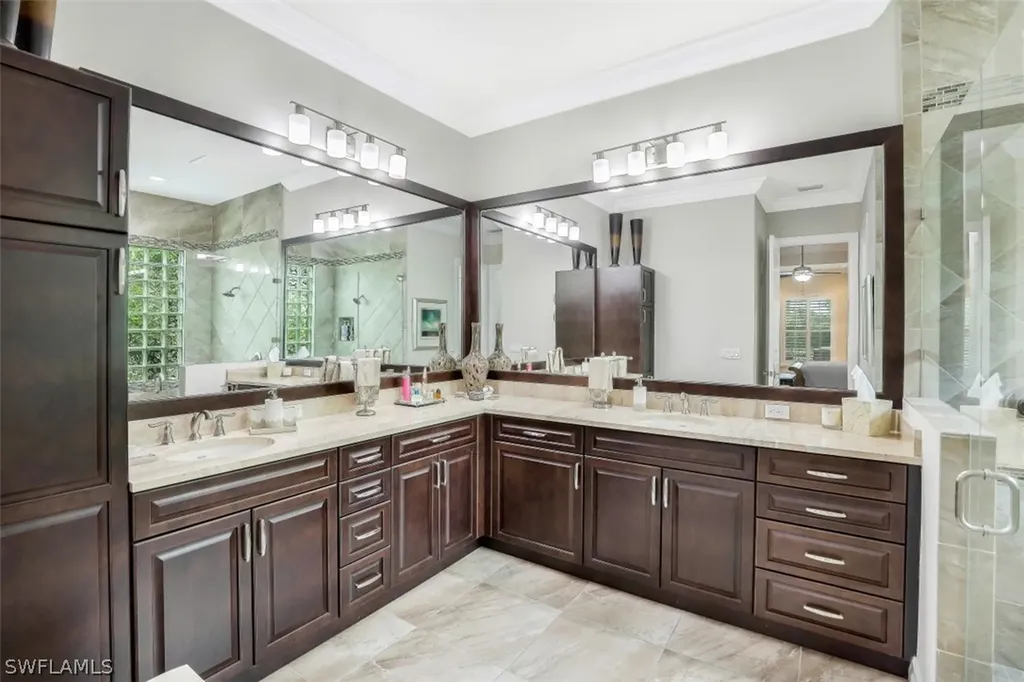 14713 Reserve Lane Naples FL 34109