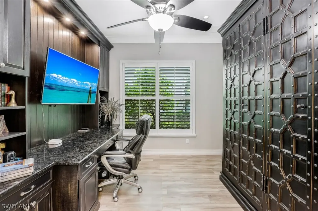 14713 Reserve Lane Naples FL 34109