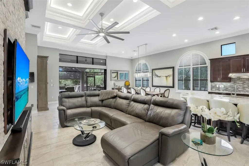 14713 Reserve Lane Naples FL 34109