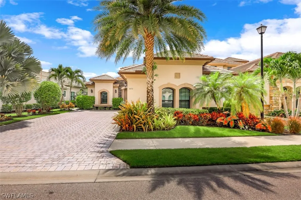 14713 Reserve Lane Naples FL 34109