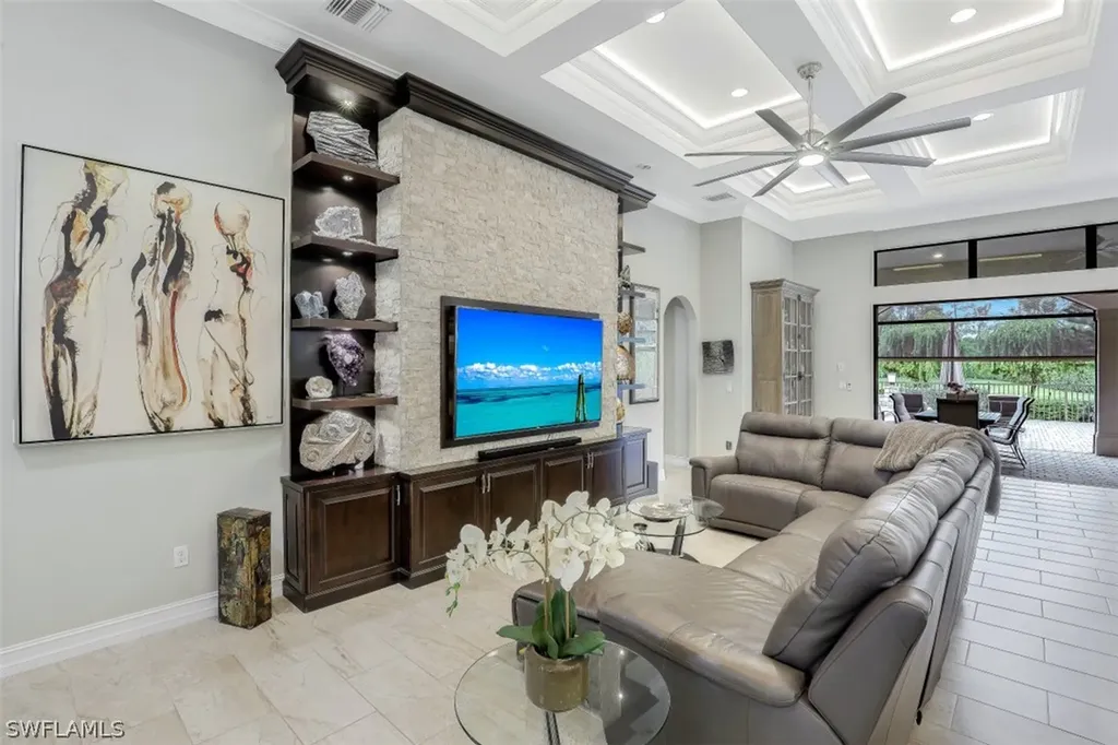 14713 Reserve Lane Naples FL 34109