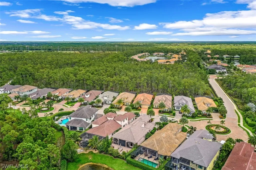 14713 Reserve Lane Naples FL 34109