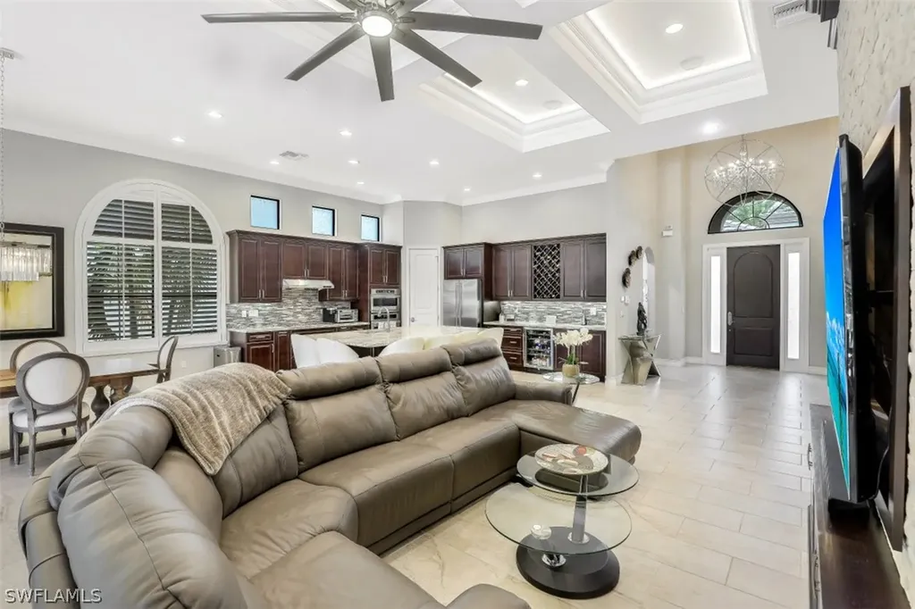 14713 Reserve Lane Naples FL 34109