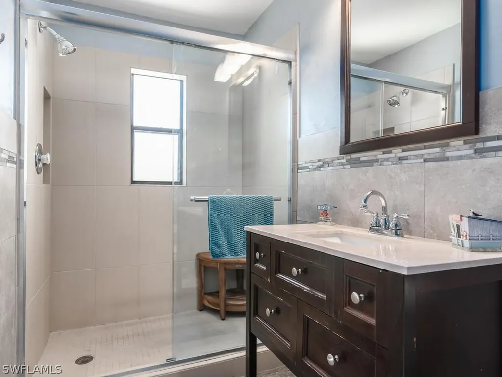 601 Somerset Court Marco Island FL 34145