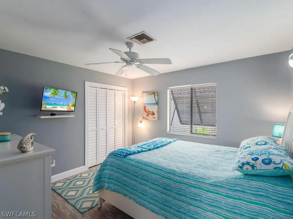 601 Somerset Court Marco Island FL 34145