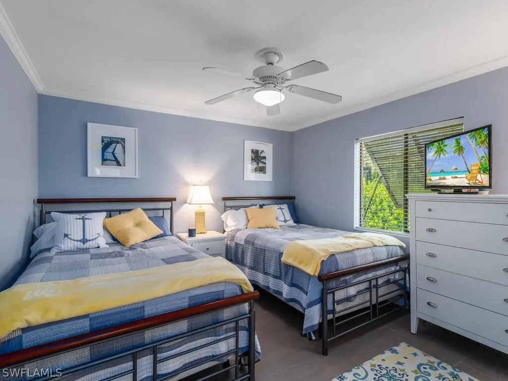 601 Somerset Court Marco Island FL 34145